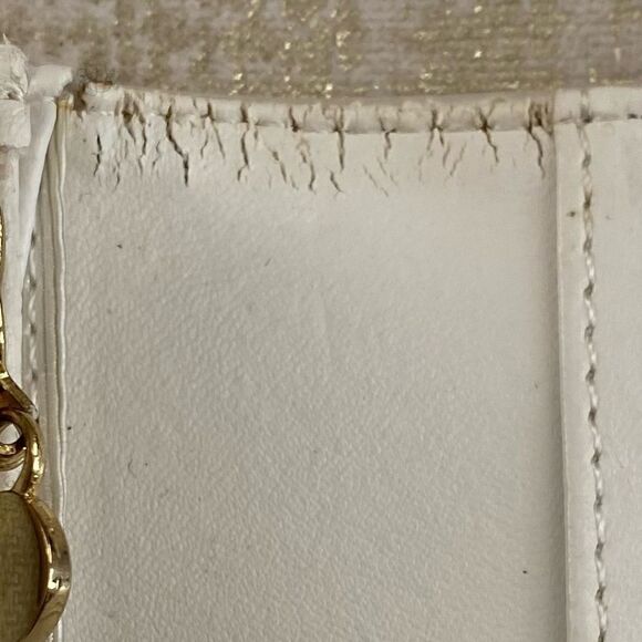 Hello Kitty Sanrio White Faux Patent Leather Long Wallet - Adorable! VGUC! - Picture 12 of 13